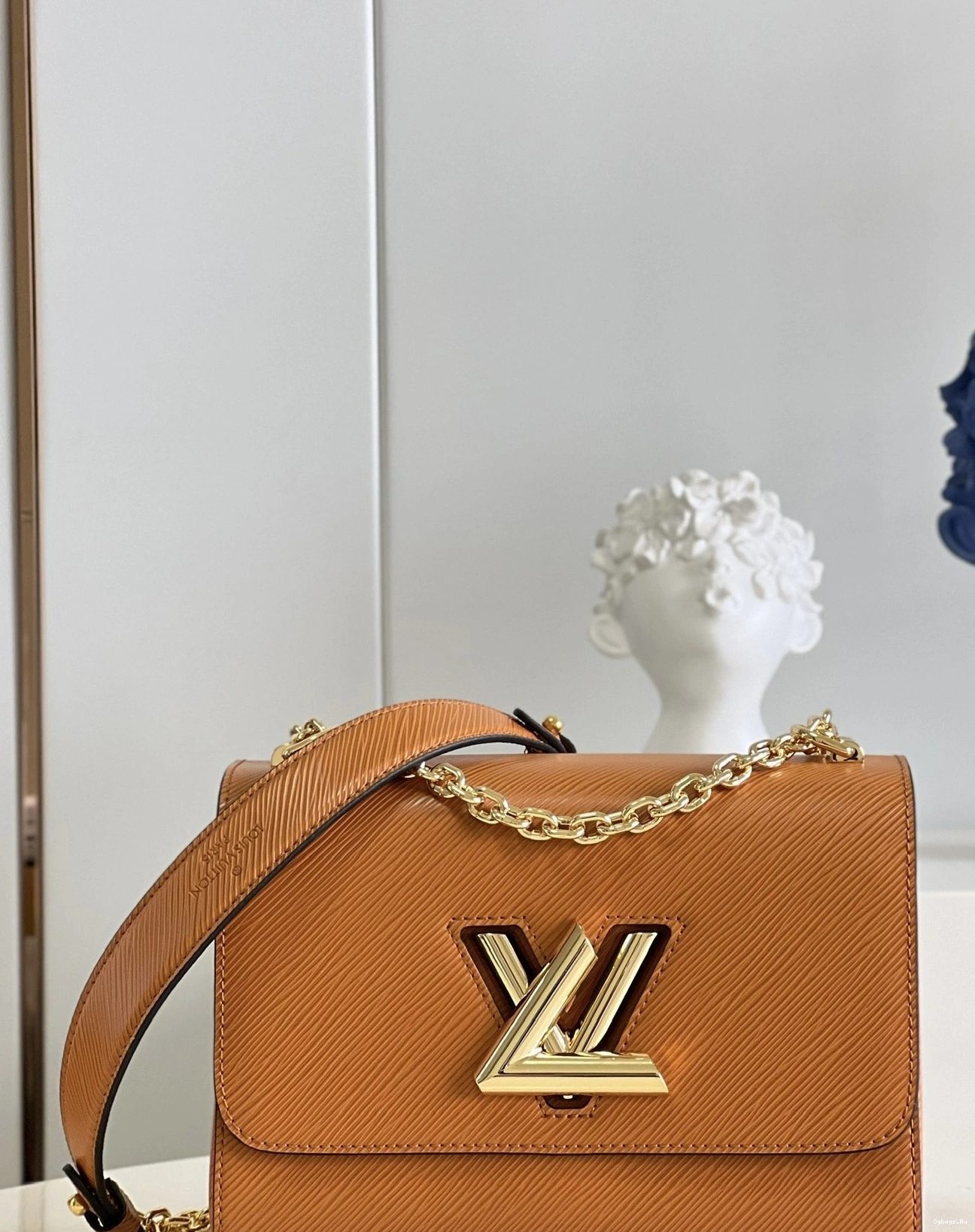 LOUIS VUITTON MM TWIST 0511